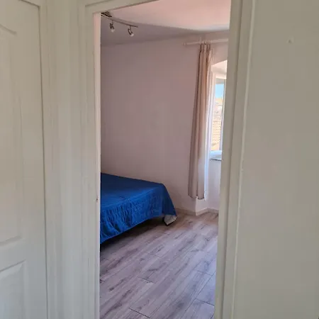 Apartment Tragurion *
